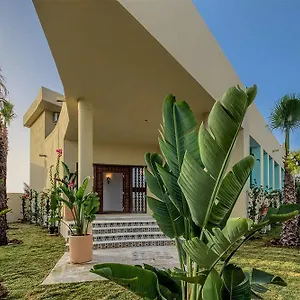 Sahaba Zahora